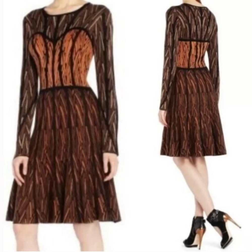 Long, long-sleeved dress